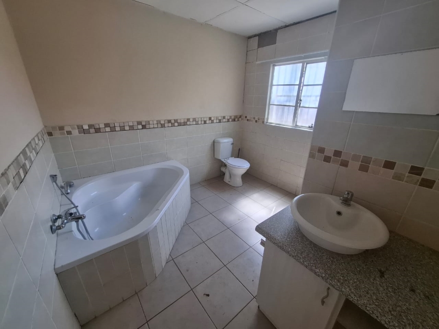 Commercial Property for Sale in Roodewal Free State